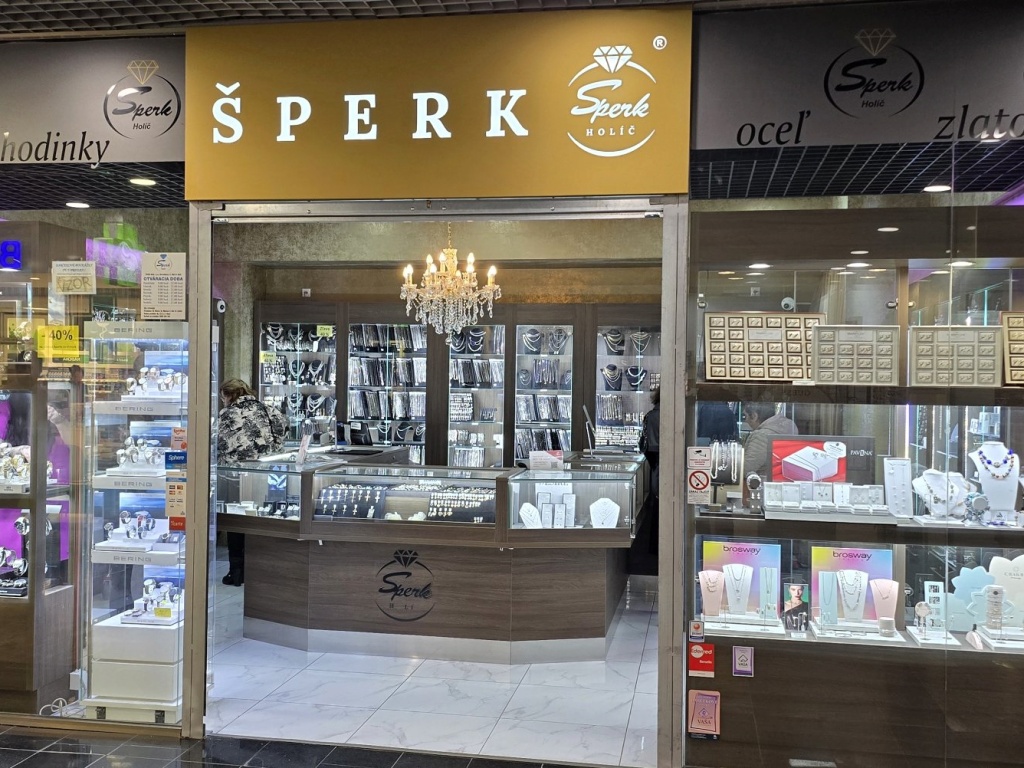 Šperk Holíč Levice